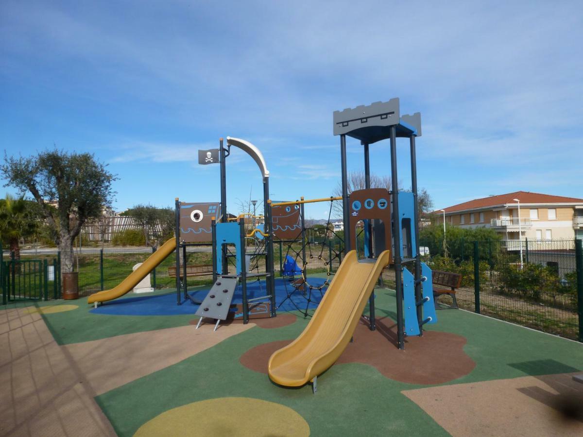 דירות Les Jardins D'אנטיב מראה חיצוני תמונה